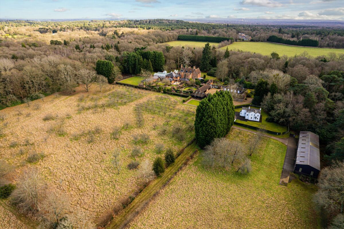 house for sale in London Road, Windlesham, Surrey, GU20 CHO012108652