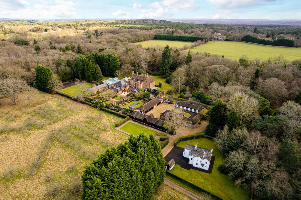 house for sale in London Road, Windlesham, Surrey, GU20 CHO012108652