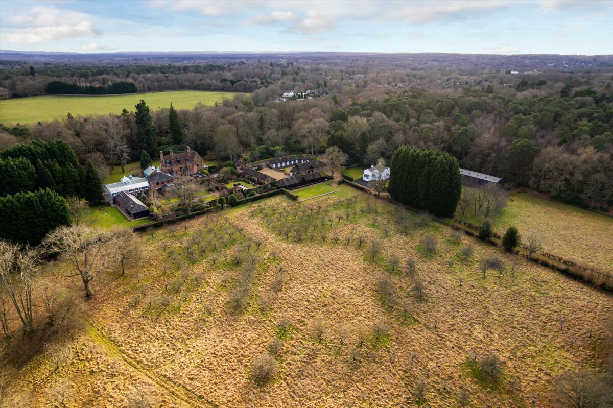 house for sale in London Road, Windlesham, Surrey, GU20 CHO012108652