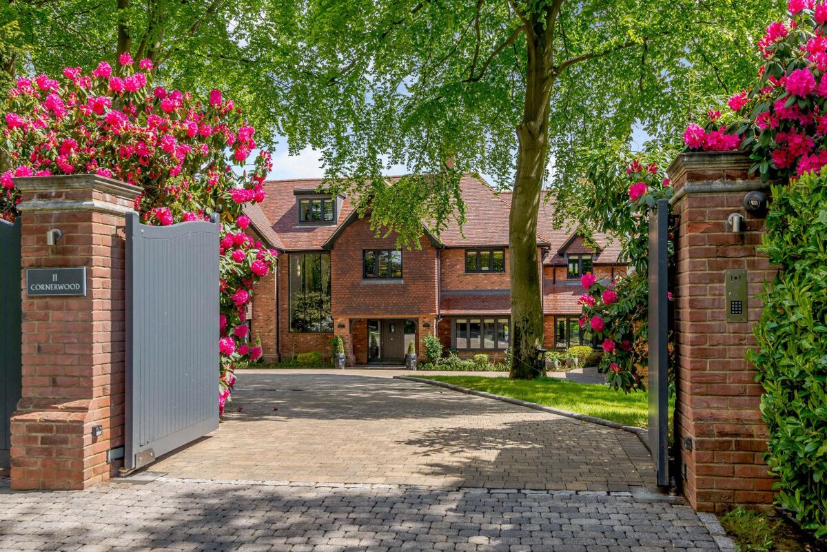 house for sale in Top Park, Gerrards Cross, SL9 CHO012120815 Knight Frank