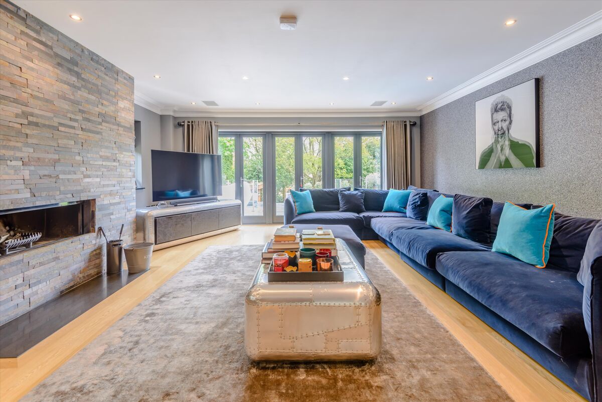 house for sale in Top Park, Gerrards Cross, SL9 CHO012120815 Knight Frank