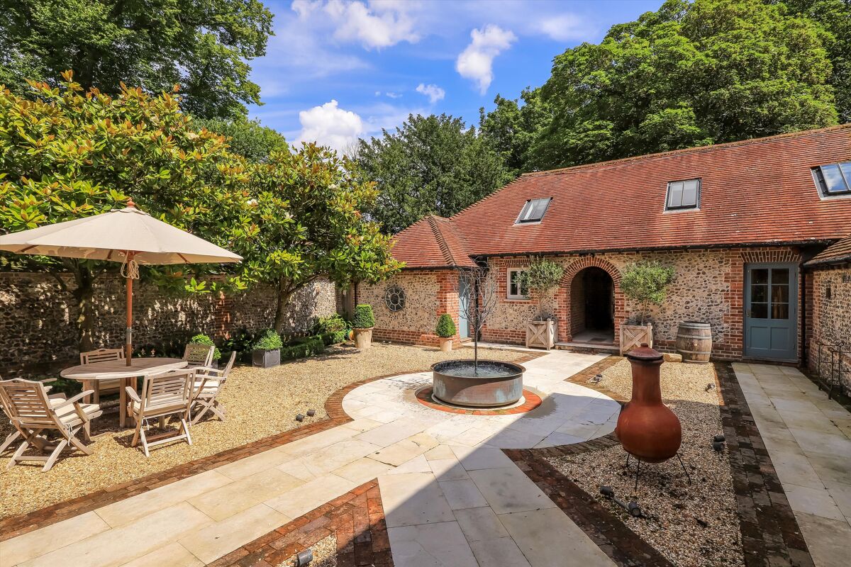 house for sale in Abbotts Ann, Andover, Hampshire, SP11 CHO012135269