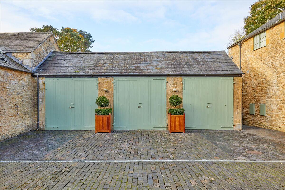 house for sale in Oddington, MoretoninMarsh, Gloucestershire, GL56