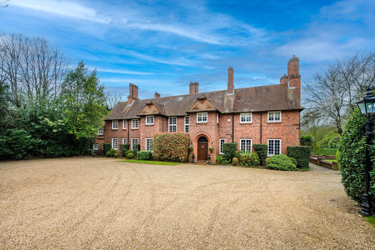 House For Sale In Bradcutts Lane Cookham Maidenhead Berkshire Sl6