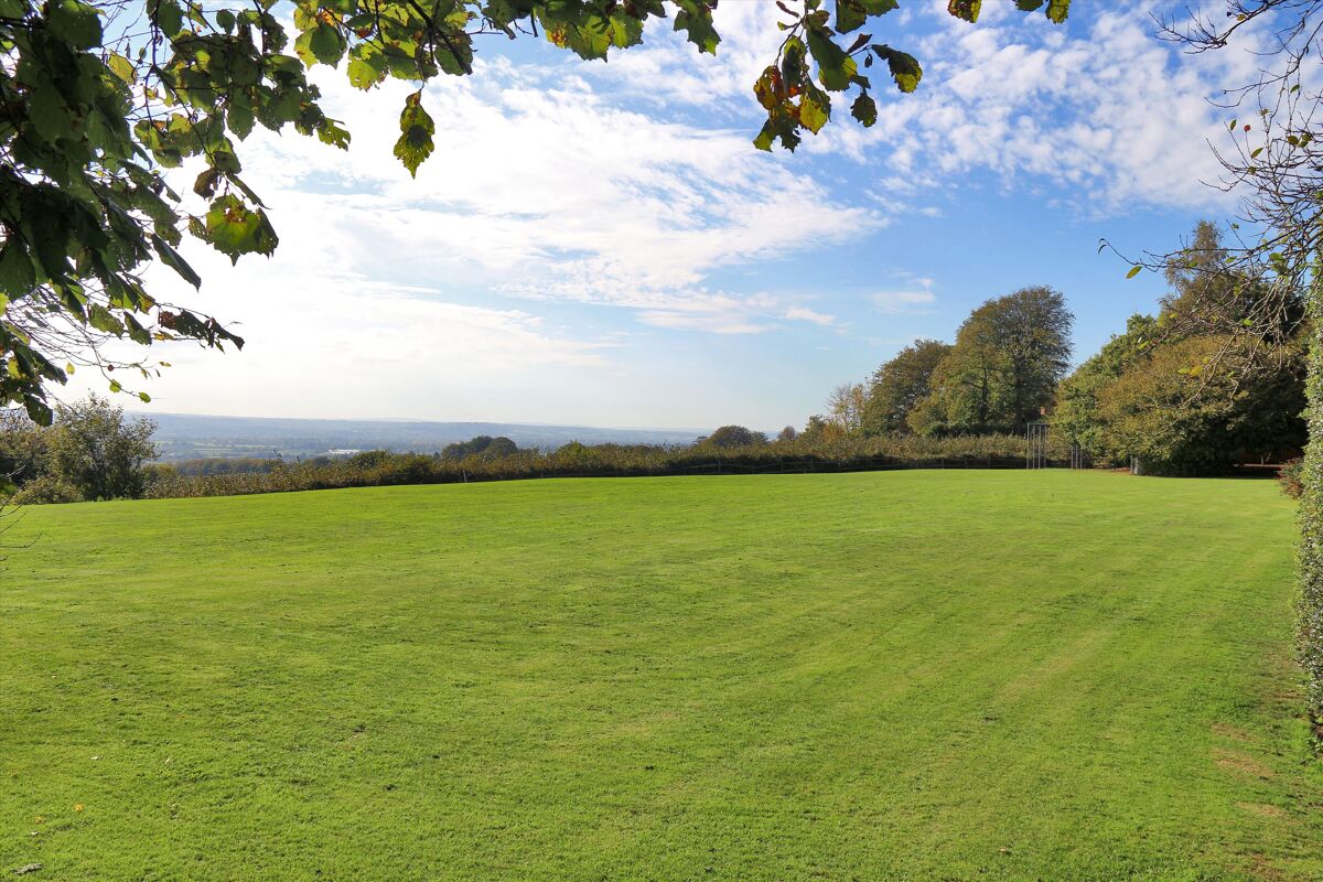 8 Bedroom House for Sale in West Peckham, Near Plaxtol, Kent Knight Frank