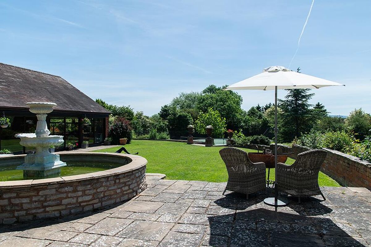 house for sale in Lower Binton, StratforduponAvon, Warwickshire, CV37