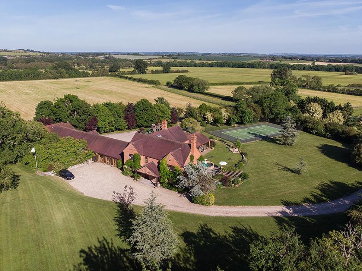 house for sale in Lower Binton, StratforduponAvon, Warwickshire, CV37