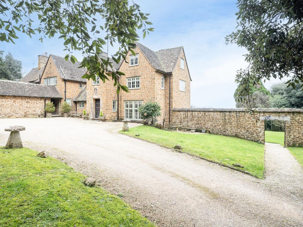 Image of Stinchcombe, Dursley, Gloucestershire, GL11