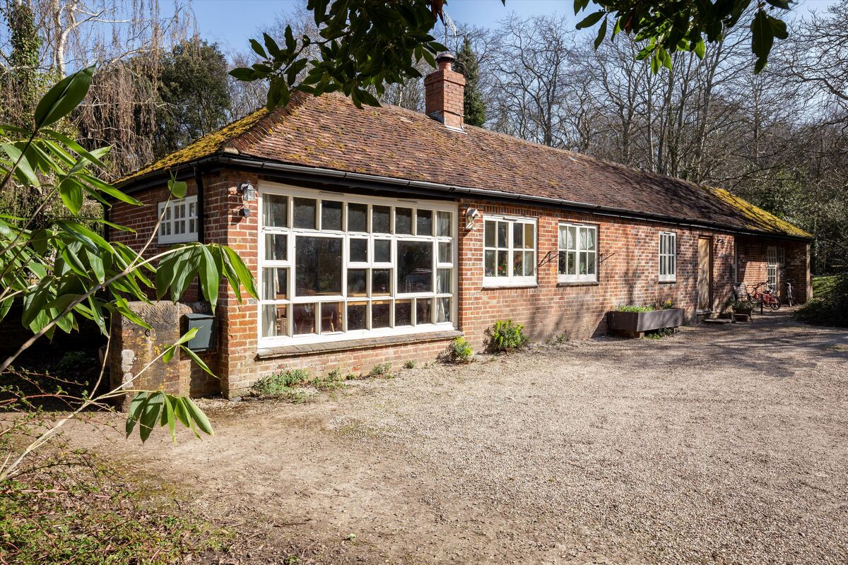 house for sale in Apuldram, Nr Chichester, Chichester, West Sussex