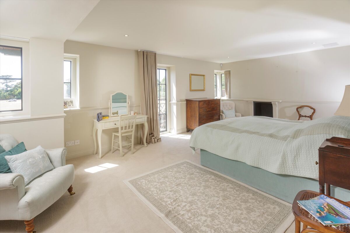 house for sale in Cliveden Road, Taplow, Buckinghamshire, SL6