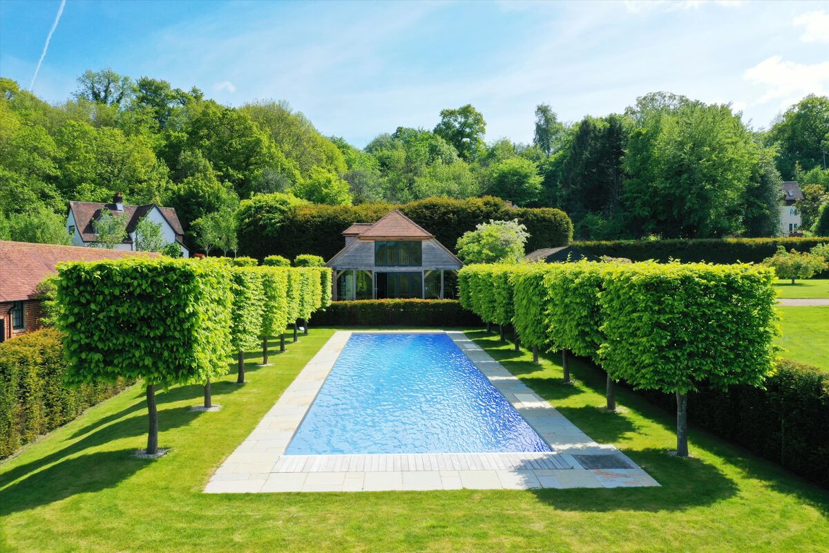 house for sale in Blackmoor, Liss, Hampshire, GU33 CHO012282419