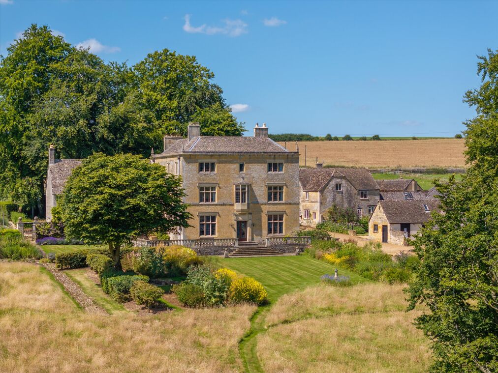 Image of Bourton on the Hill, Moreton-in-Marsh, Gloucestershire, GL56