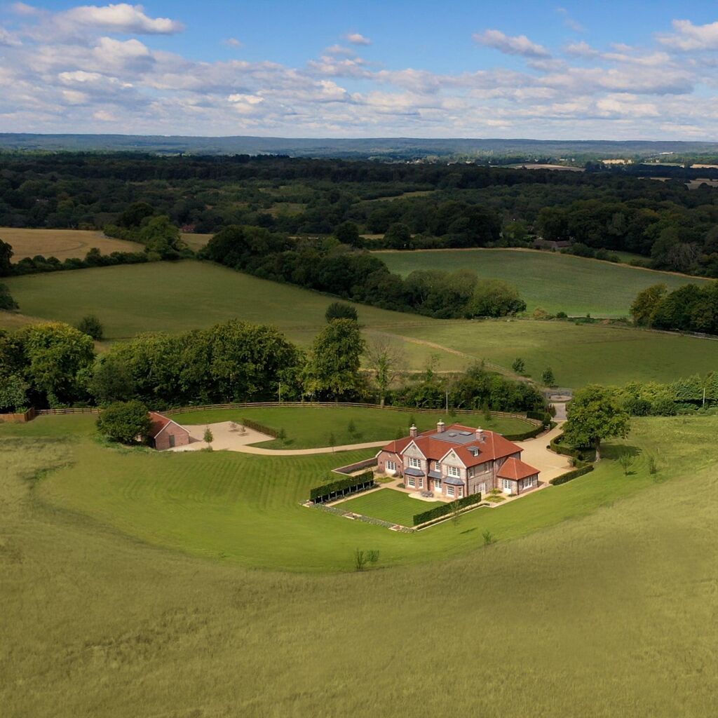 Image of Swaines Hill, Near Odiham, Hampshire, RG29