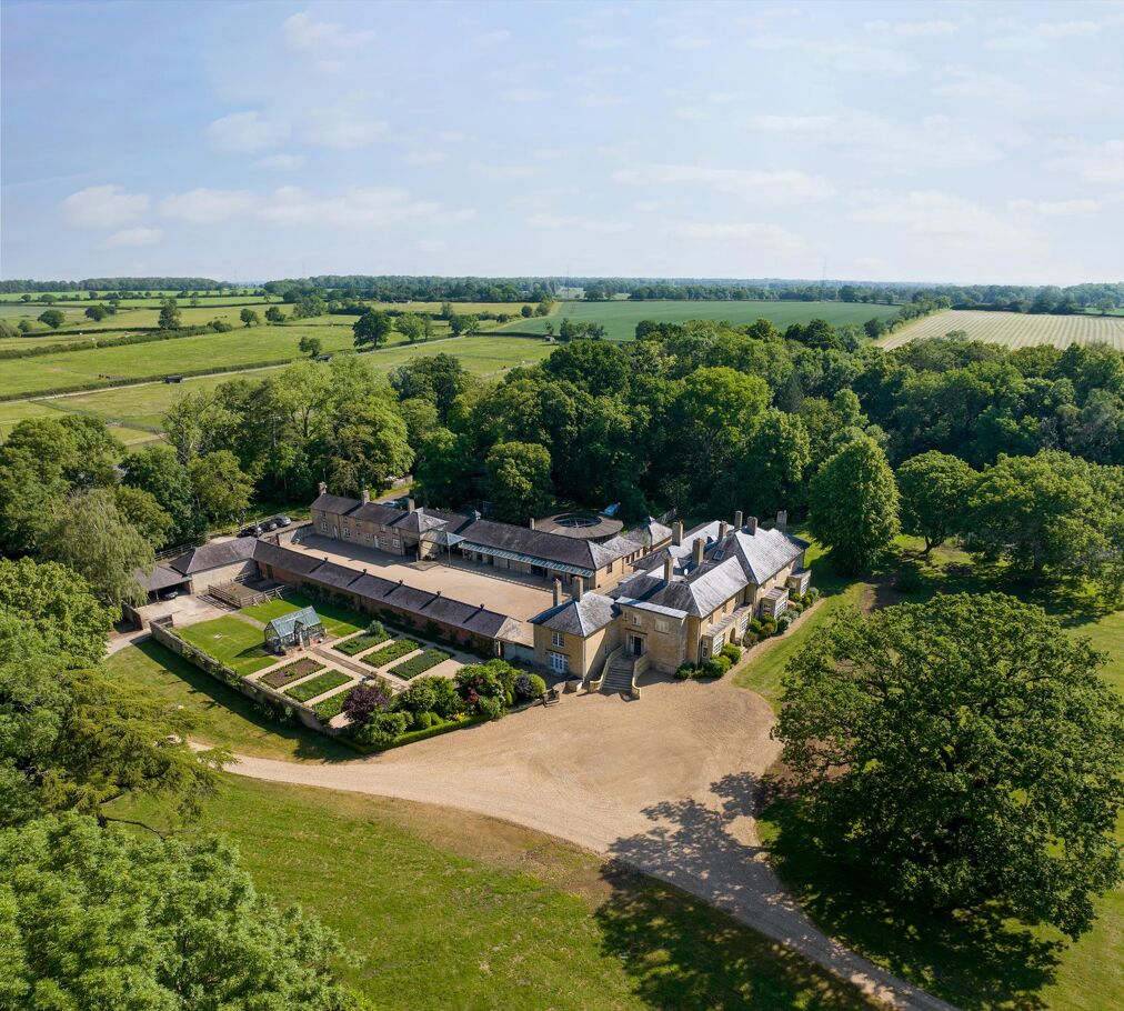Image of Buckinghamshire, MK18
