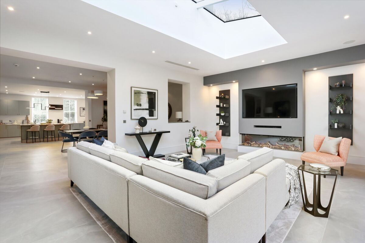 house for sale in Birds Hill Drive, Oxshott, Leatherhead, Surrey, KT22