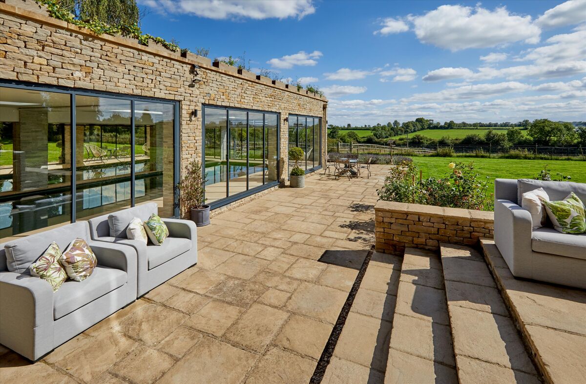 house for sale in Lower Oddington, MoretoninMarsh, Gloucestershire