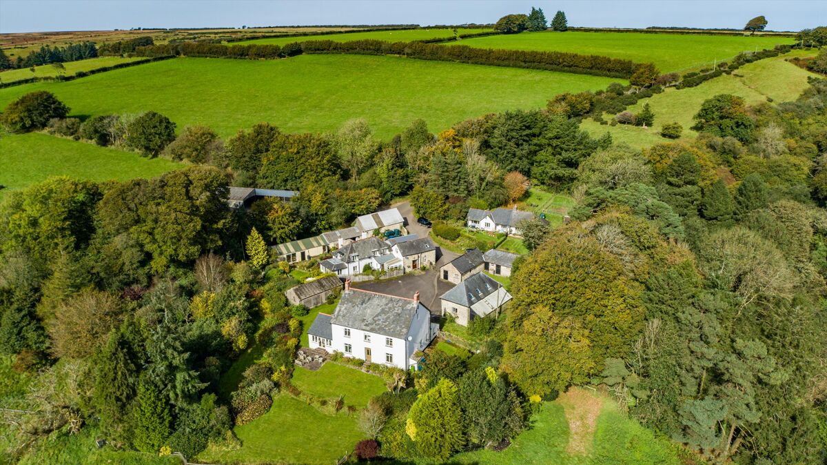 Manorial Estate comprising 198 acre Lanacre Farm with additional 1,878 ...