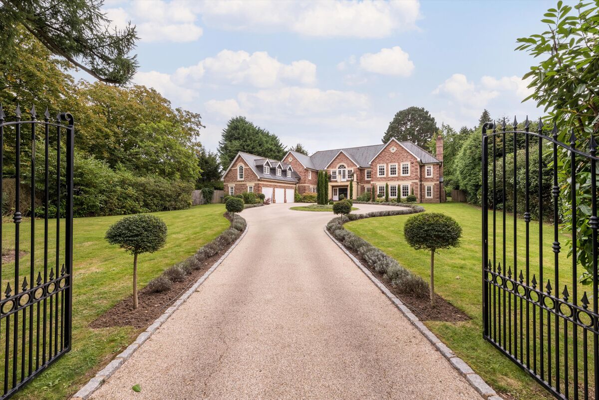 house for sale in Parkfield, Sevenoaks, Kent, TN15. CHO012366422