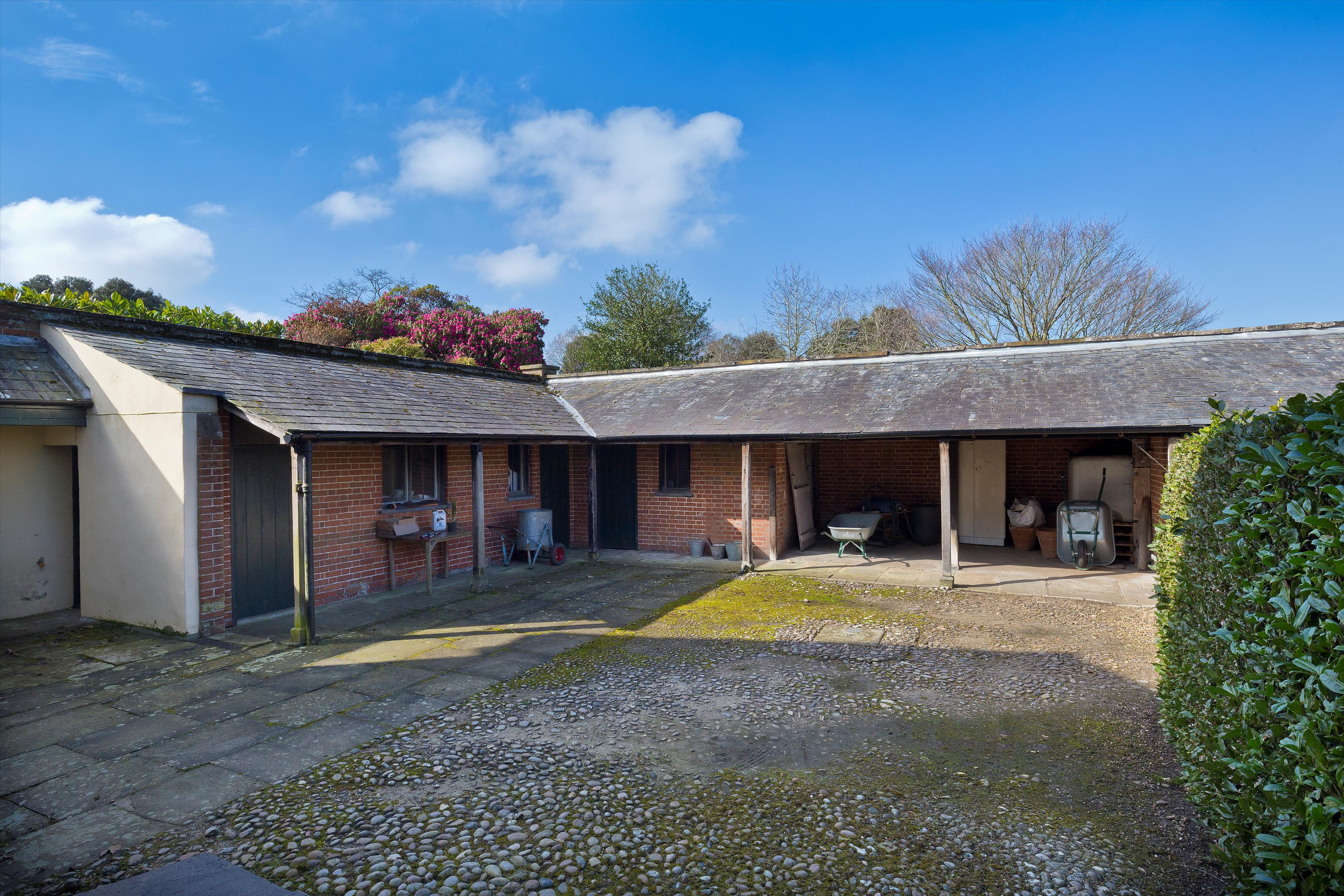 24 acres, Boxted, Colchester, CO4, Essex UKLandandFarms.co.uk