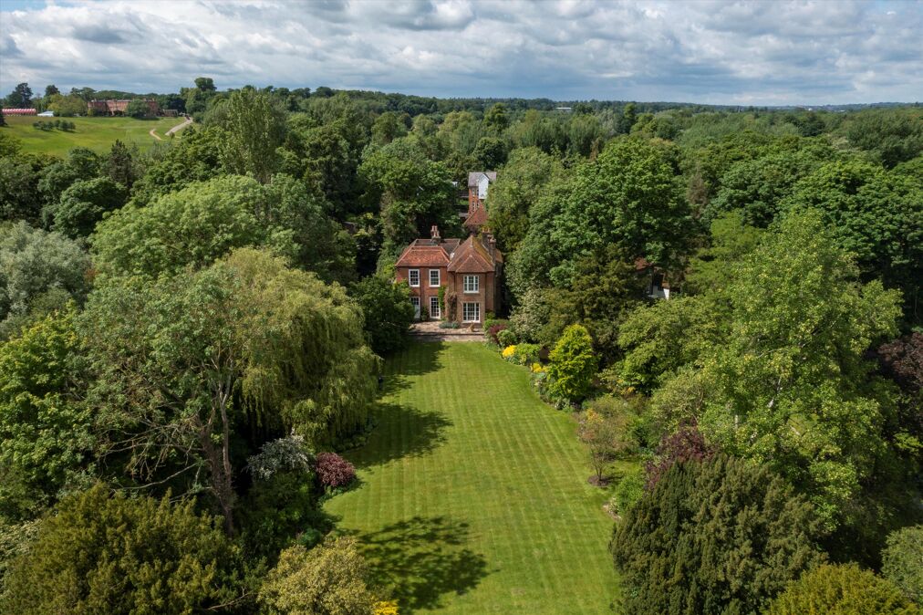 Image of Grove Mill Lane, Hertfordshire, WD17.