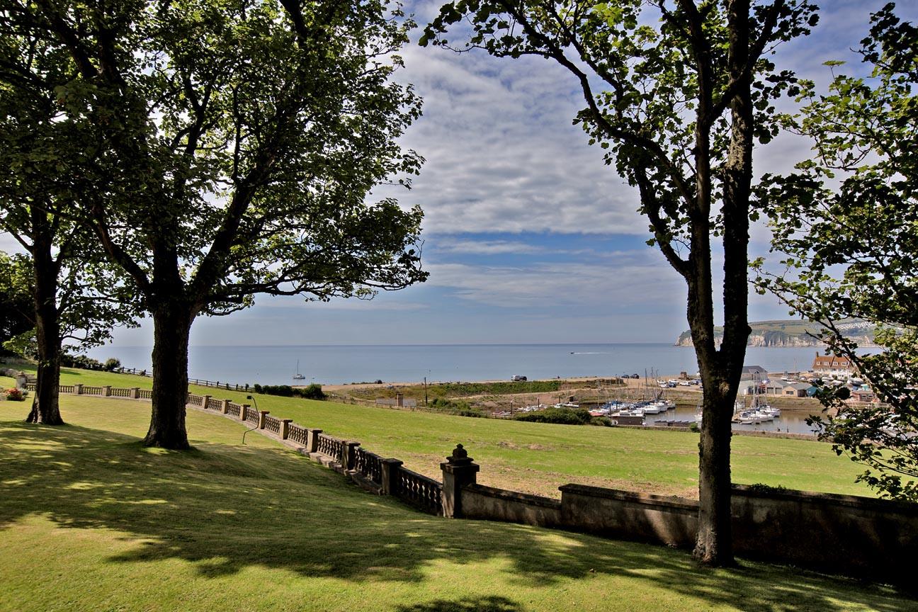 Country Elegance, Modern Charm 2