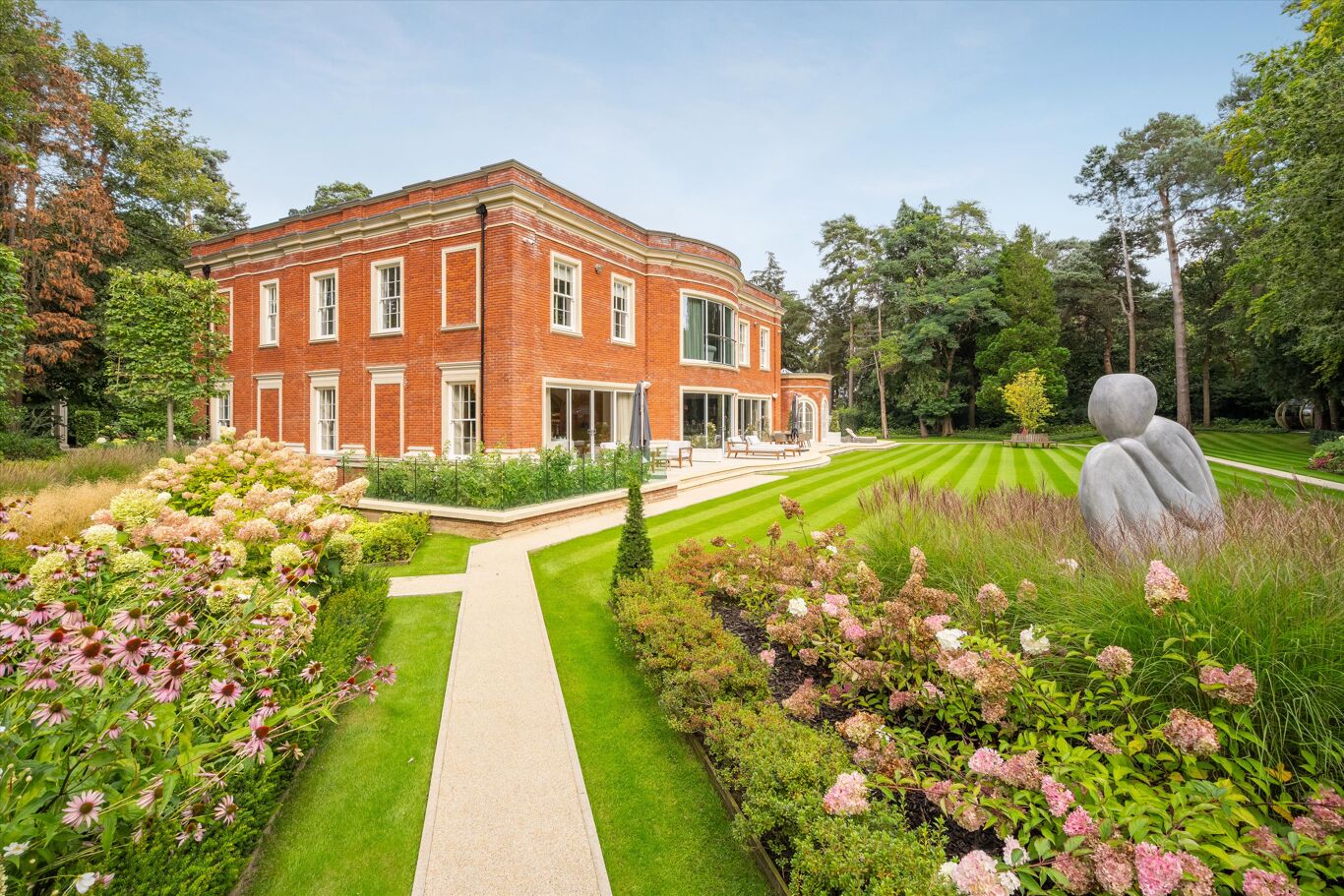 Image of Old Avenue, St George's Hill, Weybridge, Surrey, KT13