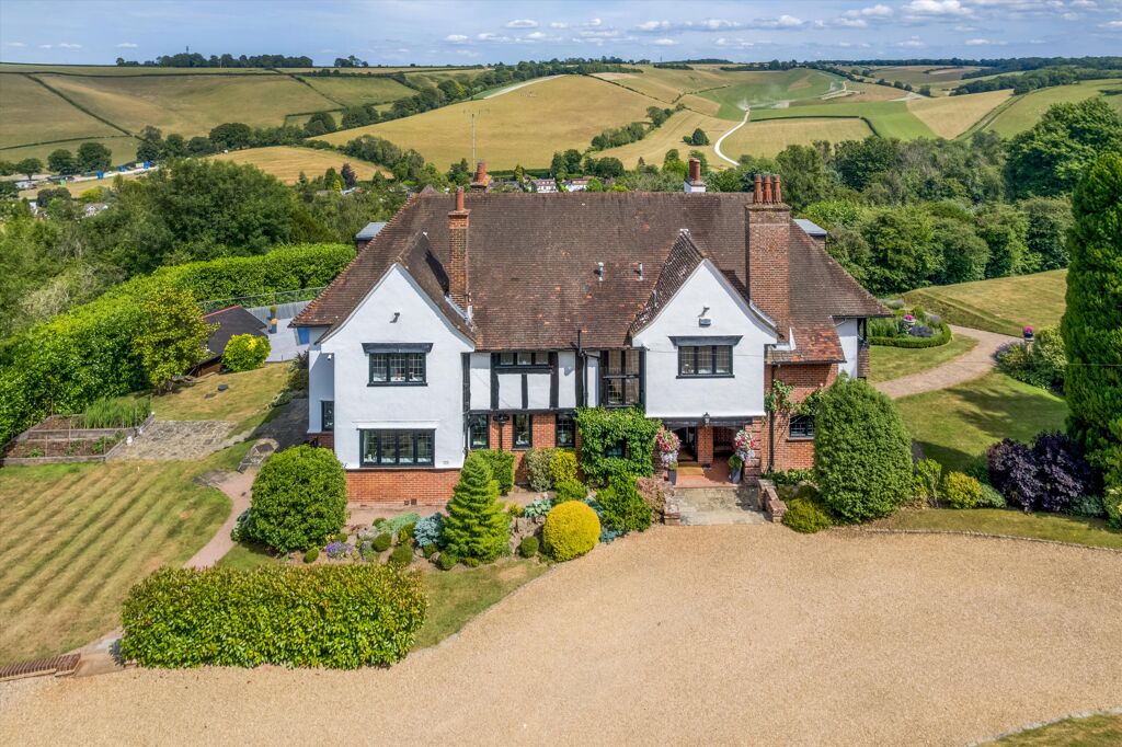 Image of Lunghurst Road, Woldingham, Surrey, CR3