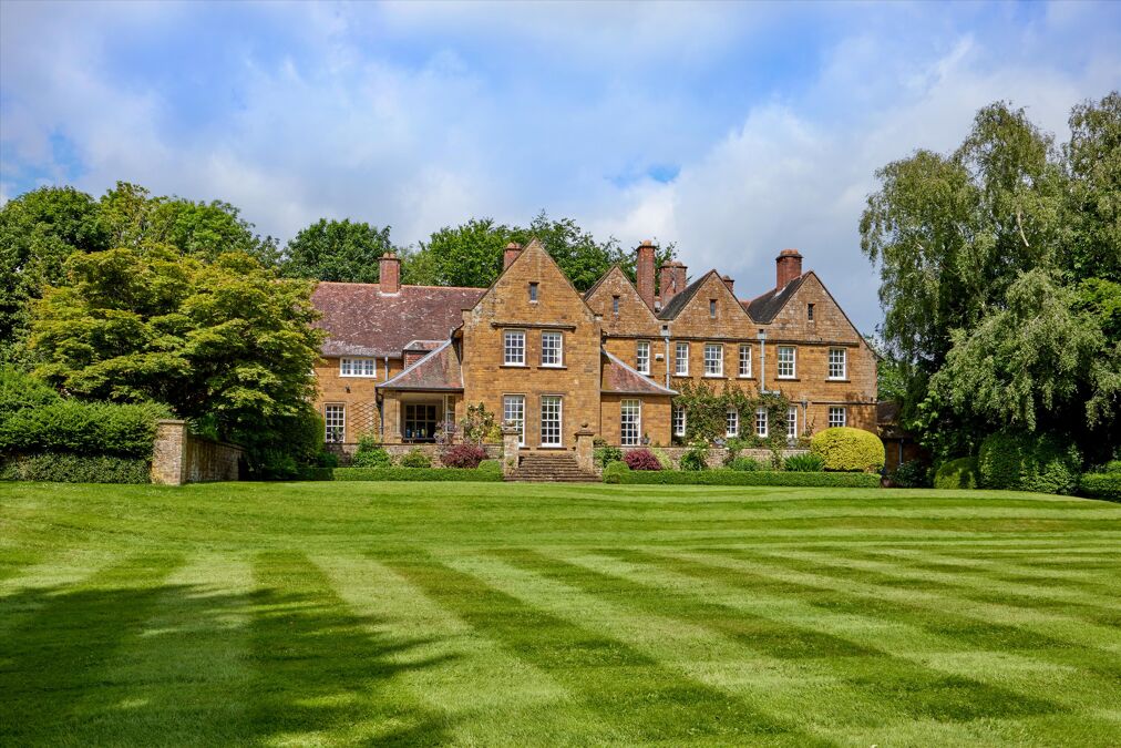 Image of Cross Hill Road, Adderbury, BANBURY, Oxfordshire, OX17