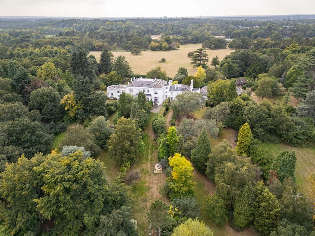 Image of Pains Hill, Portsmouth Road, Cobham, Surrey, KT11