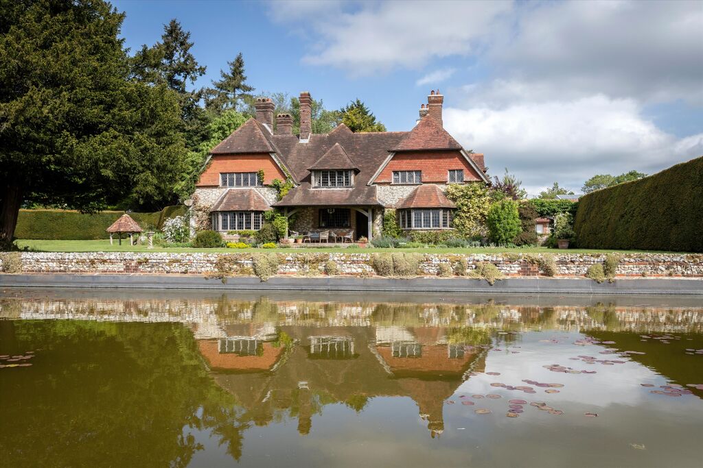 Image of Venthams Farm, Froxfield, PETERSFIELD, Hampshire, GU32