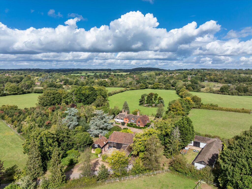 Image of Naldretts Lane, Bucks Green, Rudgwick, West Sussex RH12