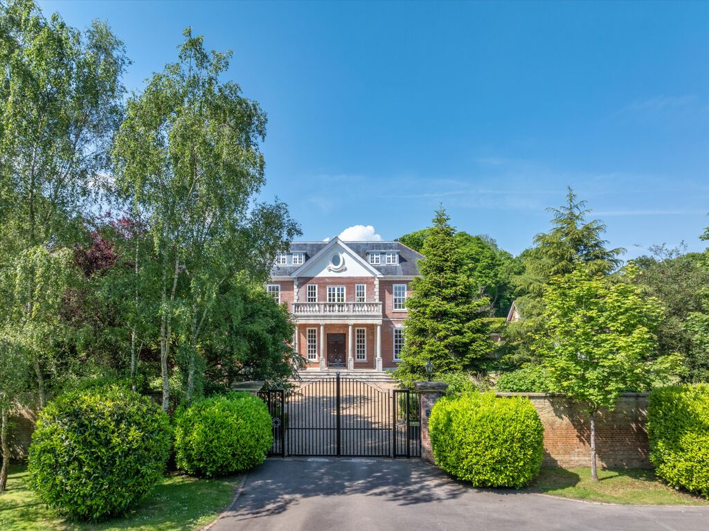 Image of Colwood Lane, Bolney, Haywards Heath, West Sussex, RH17