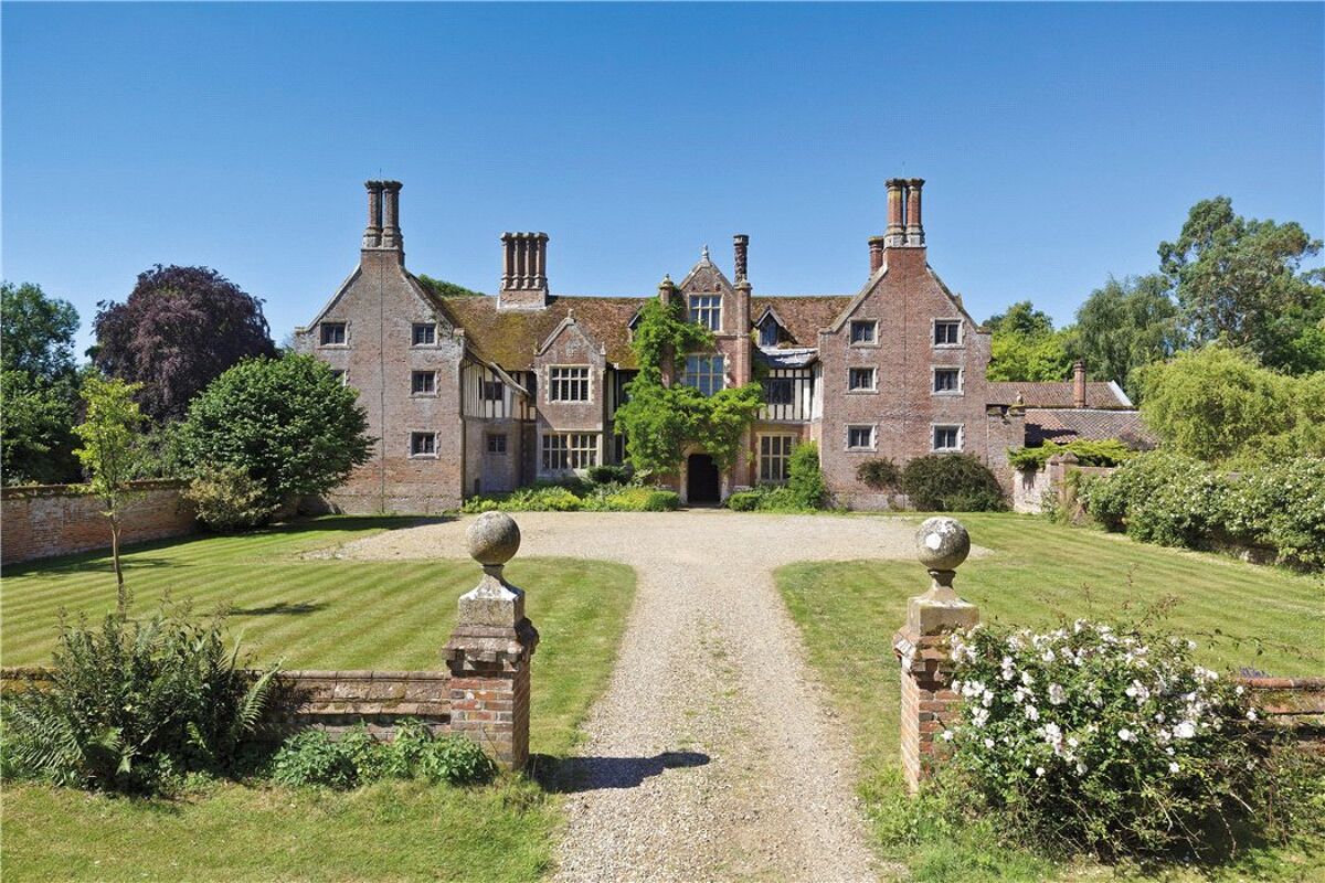 house for sale in Flordon, Norwich, Norfolk, NR15 CHO070044 Knight Frank house for sale in Flordon, Norwich, Norfolk, NR15 CHO070044 Knight Frank