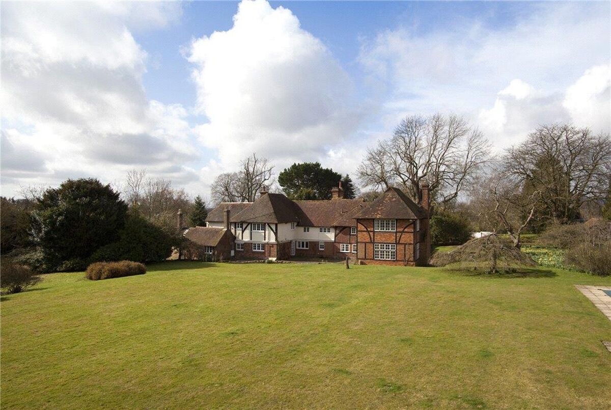 house for sale in Cranleigh, Surrey, GU6 CHO070391 Knight Frank