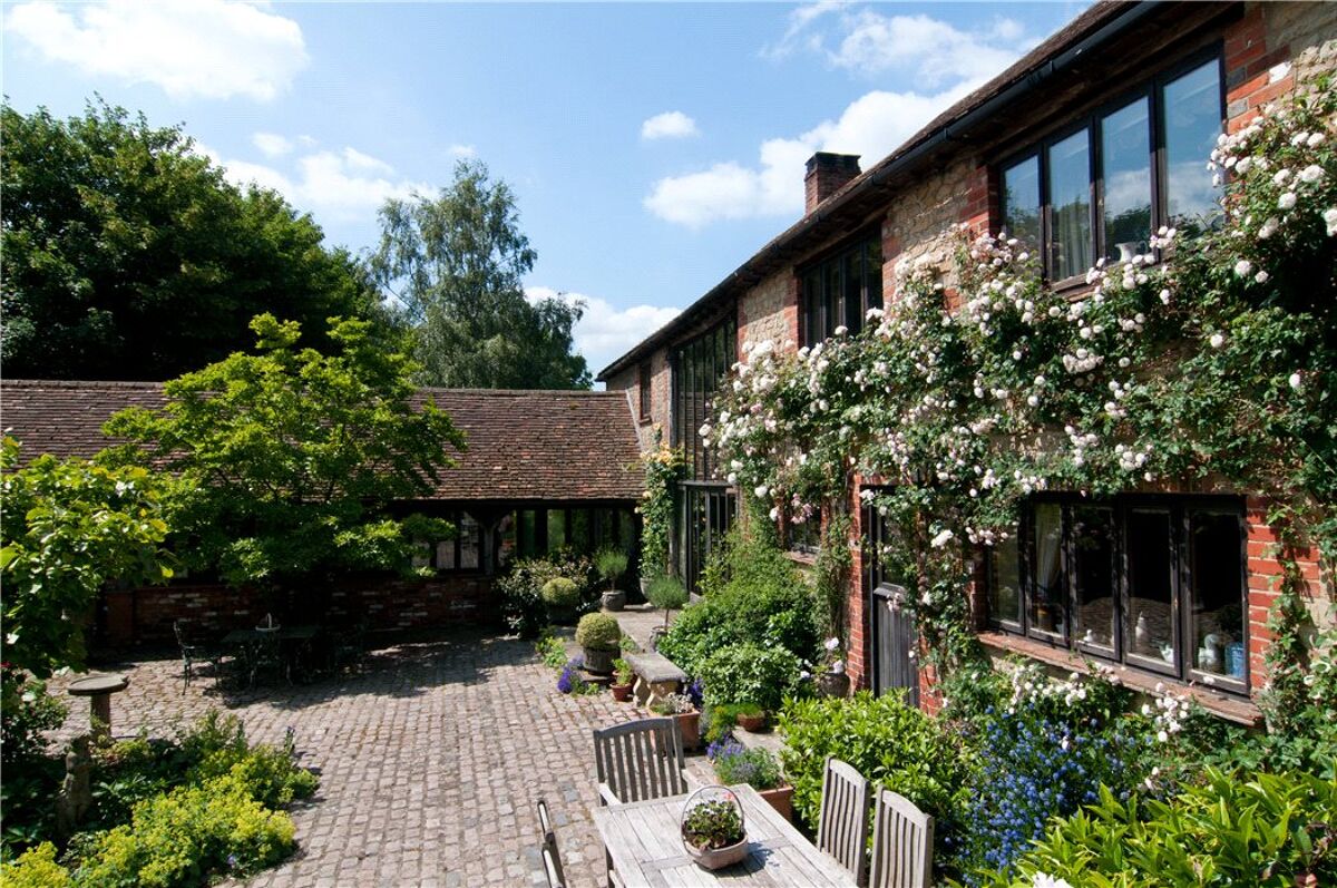 house for sale in Upperton, Petworth, West Sussex, GU28 CHO070417