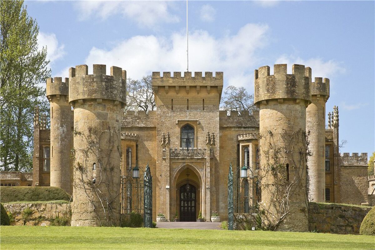 house for sale in Compton Castle, Compton Pauncefoot, Yeovil, Somerset, BA22 - CHO080431