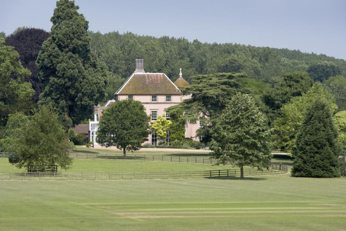 house for sale in Park Road, Toddington, Dunstable, Bedfordshire, LU5