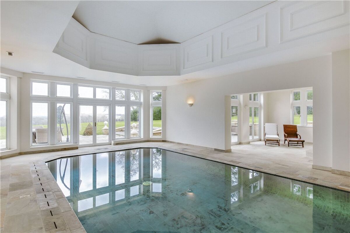 house for sale in Robins Nest Hill, Little Berkhamsted, Hertfordshire, SG13 CHO090401 Knight