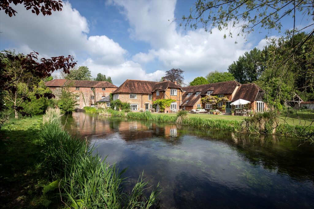 Image of Longparish, Andover, Hampshire, SP11