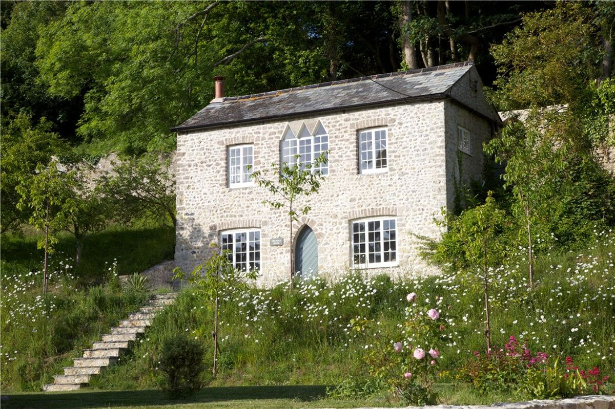 house for sale in Seaton, Devon, EX12 CHO100507 Knight