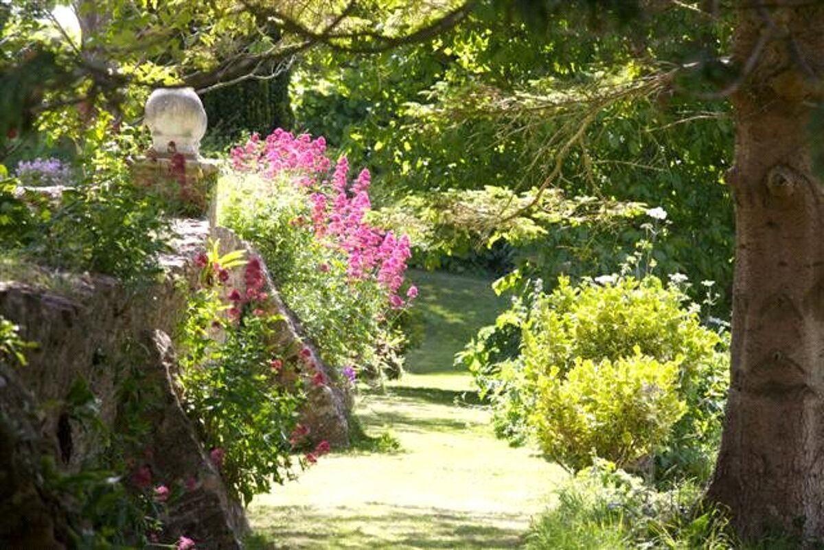 house for sale in Seaton, Devon, EX12 CHO100507 Knight