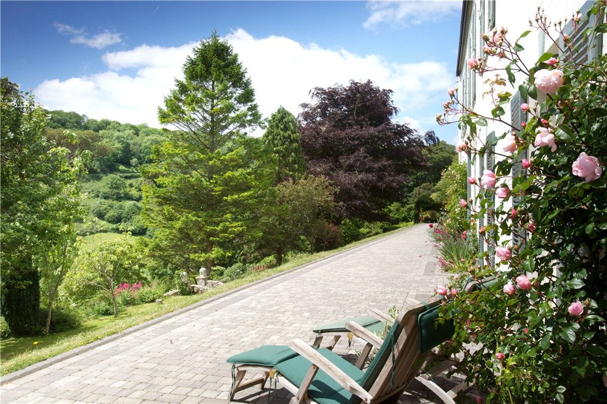 house for sale in Seaton, Devon, EX12 CHO100507 Knight