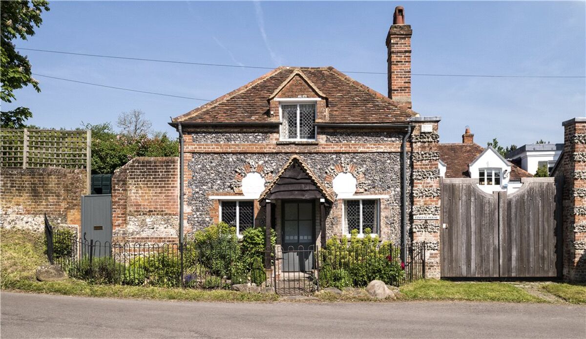 house for sale in Fingest, HenleyOnThames, Oxfordshire, RG9