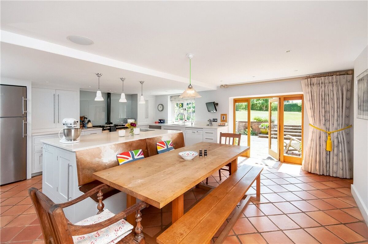 house for sale in Steventon, Basingstoke, Hampshire, RG25 CHO110113