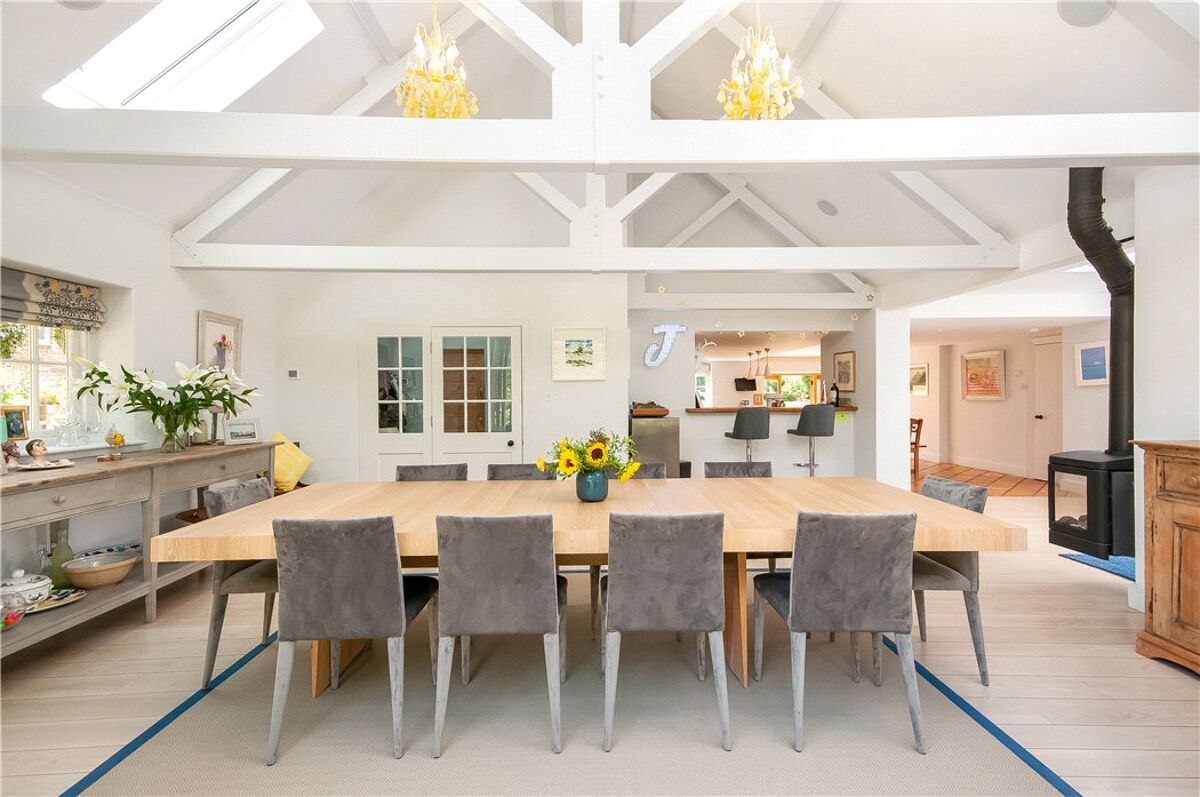 house for sale in Steventon, Basingstoke, Hampshire, RG25 CHO110113