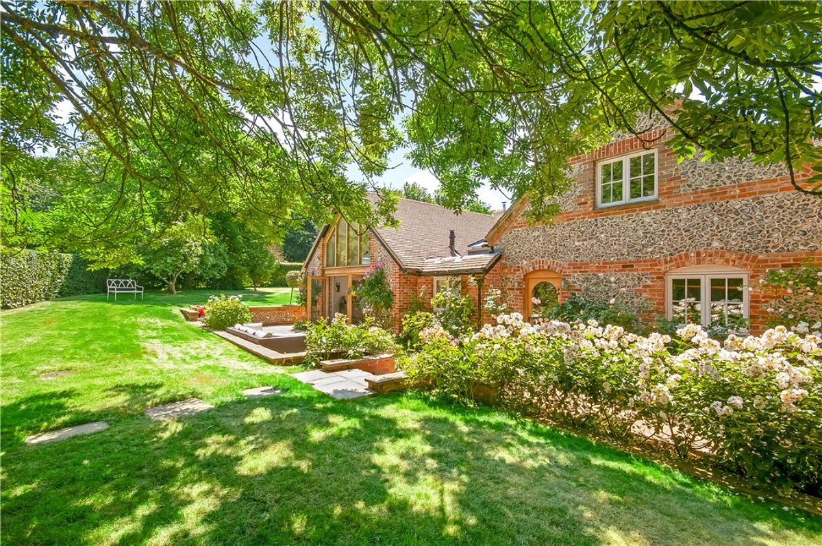 house for sale in Steventon, Basingstoke, Hampshire, RG25 CHO110113