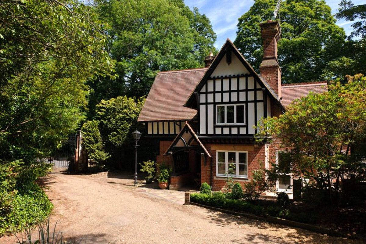 house for sale in Outwood Lane, Bletchingley, Redhill, Surrey, RH1