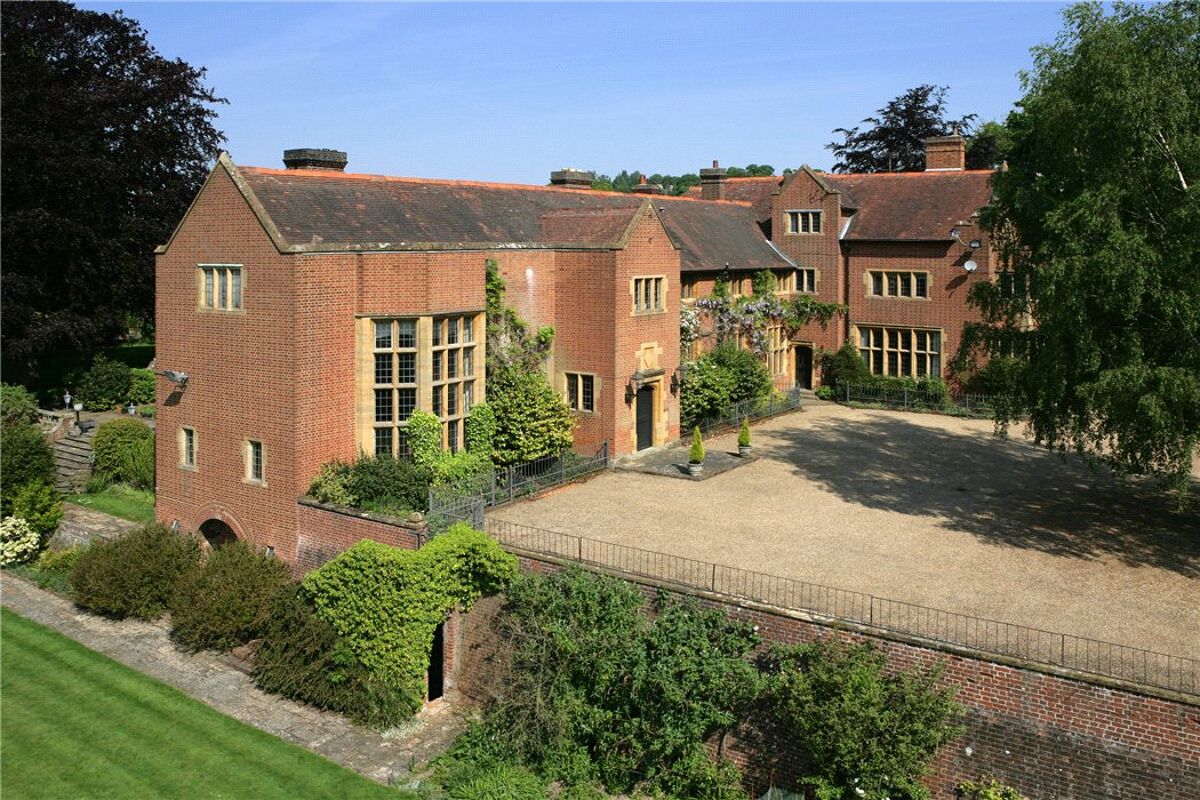 house for sale in Outwood Lane, Bletchingley, Redhill, Surrey, RH1