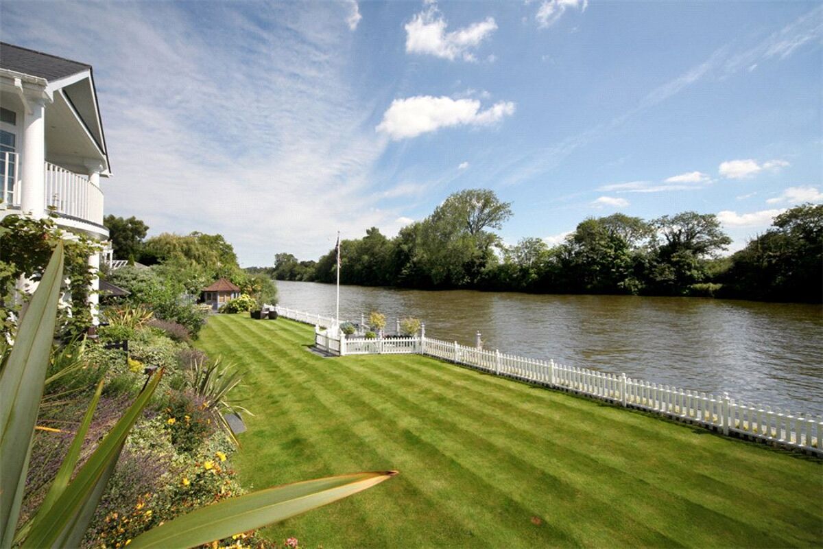 house for sale in Fishery Road, Bray, Maidenhead, Berkshire, SL6