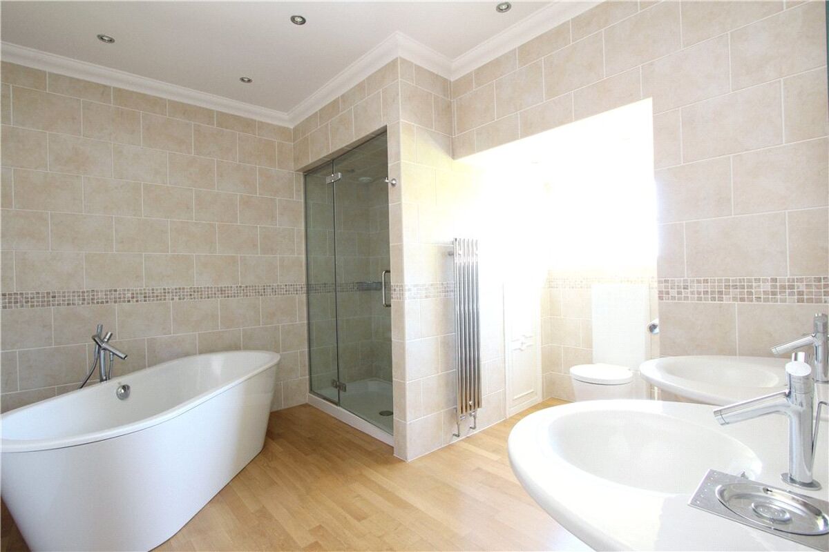 house for sale in Abridge Road, Chigwell, Essex, IG7 CHO120084